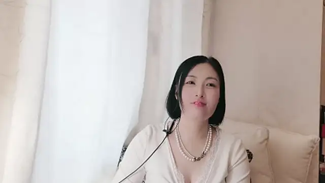 Rachel-6600 online show from April 19, 2026, 2:22 am