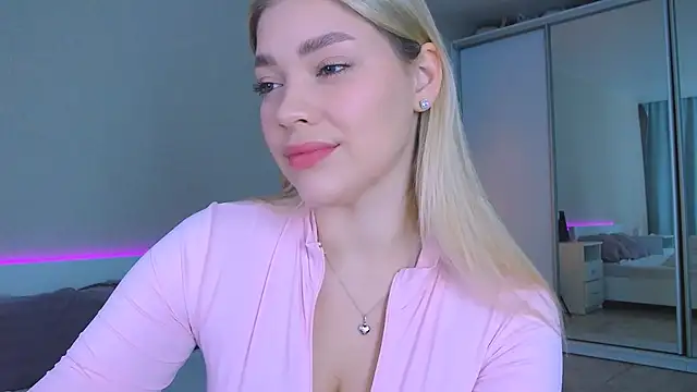 DIANAxxxDIAMOND online show from November 23, 2025, 8:36 am