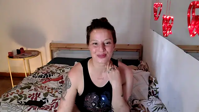 Snapshot of vitoriavaz chatting on May 7, 2026, 11:26 am vitoriavaz online show from May 7, 2026, 11:26 am
