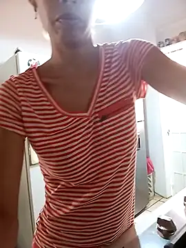 Sexi girl29 online show from December 15, 2025, 2:21 pm