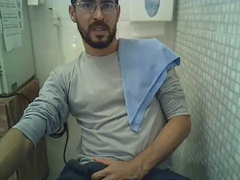 pdasgyn online show from September 9, 2025, 12:48 pm