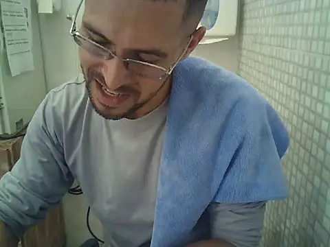 pdasgyn online show from September 11, 2025, 1:55 pm