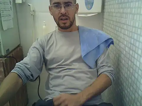 pdasgyn online show from September 12, 2025, 12:16 pm