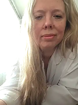 Irina3718 online show from February 2, 2026, 10:58 am