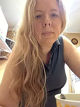 Snapshot of Irina3718 chatting on June 3, 2026, 3:06 pm Irina3718 online show from June 3, 2026, 3:06 pm