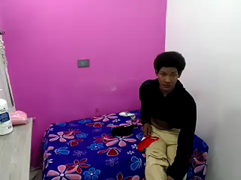 Kittenx18 online show from March 11, 2025, 6:32 am