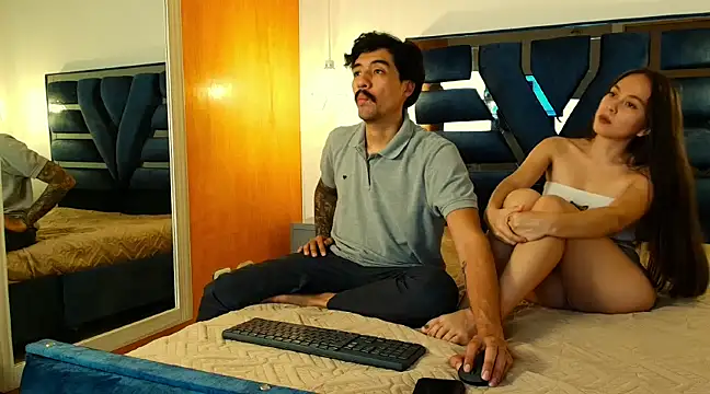 valery and Dani  online show from March 11, 2025, 8:42 pm