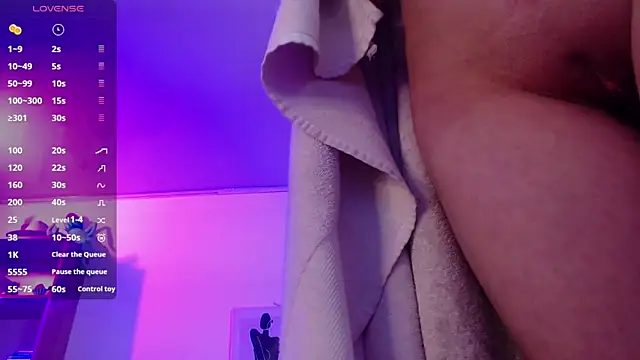 Soy mangx online show from October 16, 2025, 9:05 pm