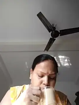 Arohi35 online show from February 5, 2026, 3:33 am