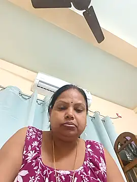 Snapshot of Arohi35 chatting on May 2, 2026, 1:05 pm Arohi35 online show from May 2, 2026, 1:05 pm