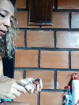 Lady Lolla11 online show from October 12, 2025, 3:44 pm