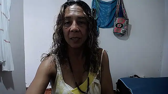 Snapshot of Lady_Lolla11 chatting on August 9, 2026, 7:19 pm Lady Lolla11 online show from August 9, 2026, 7:19 pm