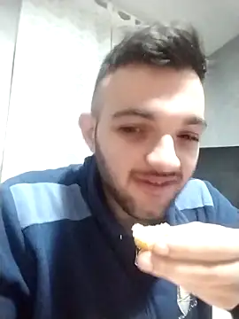 Francescodicristina44 online show from February 8, 2026, 10:46 pm