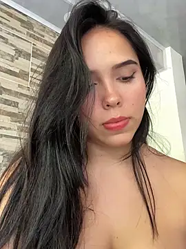 LunaCandy  online show from March 14, 2025, 9:32 pm