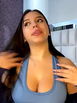 LunaCandy  online show from September 12, 2025, 12:38 pm