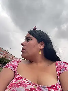 nicky andcamil online show from March 11, 2025, 5:35 pm