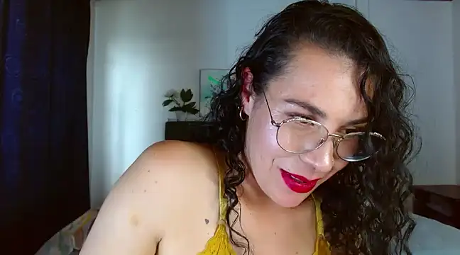 mia velvet1 online show from March 15, 2025, 5:37 pm