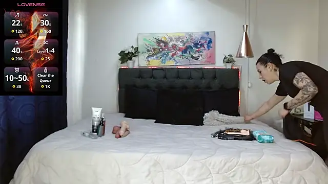 mia velvet1 online show from October 25, 2025, 1:07 pm