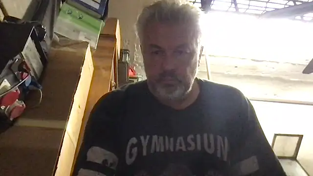 Snapshot of Berg_Boy chatting on September 19, 2025, 9:32 am Berg Boy online show from September 19, 2025, 9:32 am