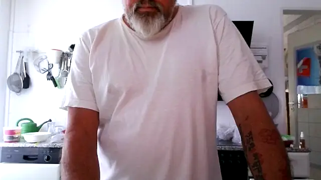 Snapshot of Berg_Boy chatting on March 17, 2026, 7:12 am Berg Boy online show from March 17, 2026, 7:12 am