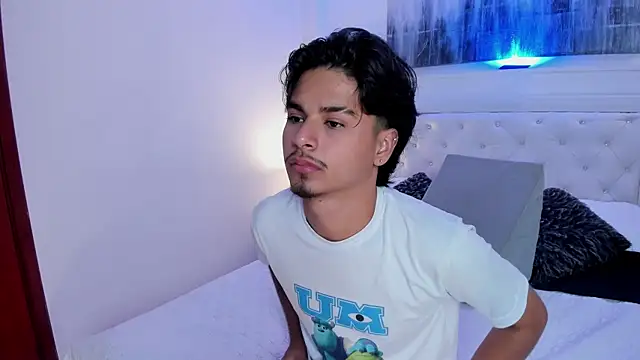 MathewAdams online show from September 18, 2025, 6:21 pm