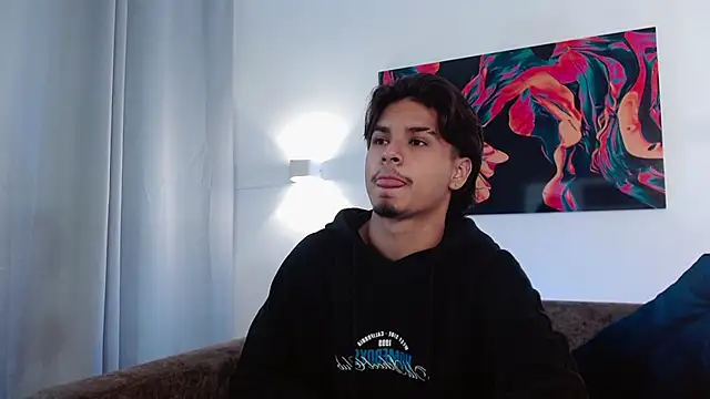 MathewAdams online show from October 17, 2025, 6:21 pm