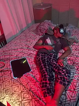 Snapshot of anthonyroth chatting on March 22, 2025, 6:11 am anthonyroth online show from March 22, 2025, 6:11 am