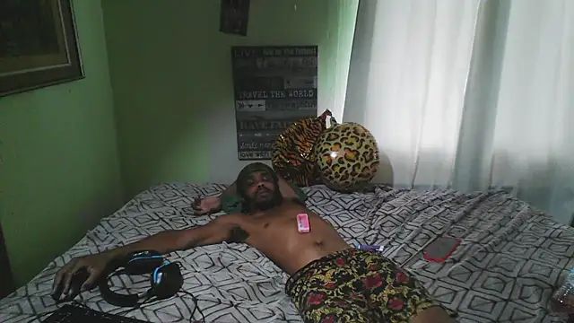 Snapshot of anthonyroth chatting on October 2, 2025, 2:24 pm anthonyroth online show from October 2, 2025, 2:24 pm