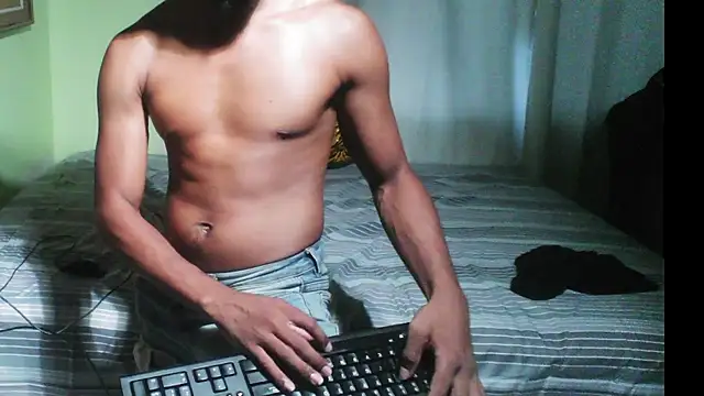 Snapshot of anthonyroth chatting on October 15, 2025, 10:21 pm anthonyroth online show from October 15, 2025, 10:21 pm