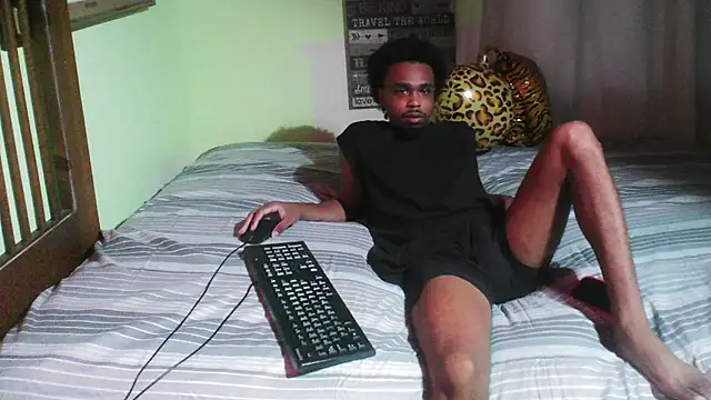 Snapshot of anthonyroth chatting on October 17, 2025, 10:34 pm anthonyroth online show from October 17, 2025, 10:34 pm