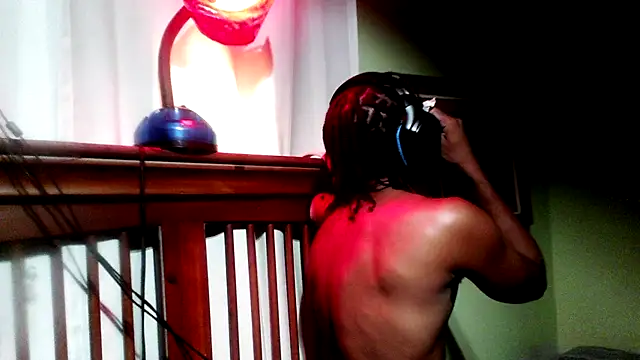 Snapshot of anthonyroth chatting on October 22, 2025, 9:20 am anthonyroth online show from October 22, 2025, 9:20 am