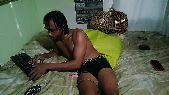 Snapshot of anthonyroth chatting on November 1, 2025, 9:17 pm anthonyroth online show from November 1, 2025, 9:17 pm