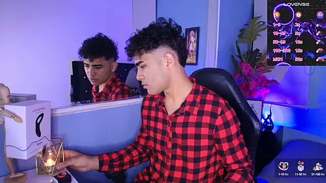 Snapshot of LucasCarterr_ chatting on September 11, 2025, 4:23 am LucasCarterr online show from September 11, 2025, 4:23 am