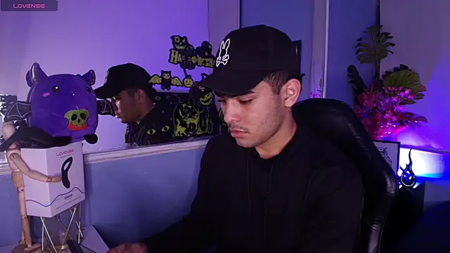 Snapshot of LucasCarterr_ chatting on October 2, 2025, 4:41 am LucasCarterr online show from October 2, 2025, 4:41 am