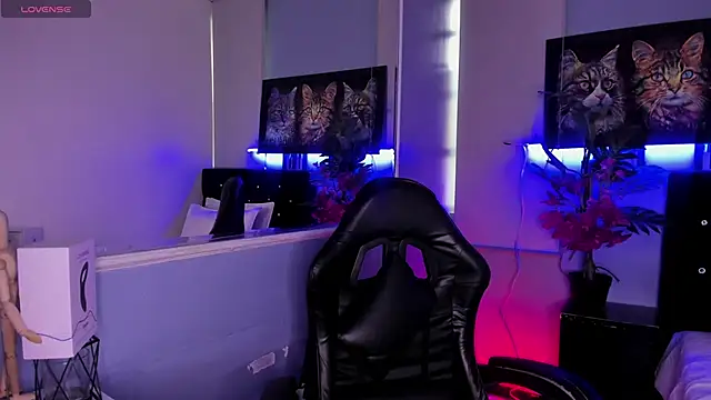 Snapshot of LucasCarterr_ chatting on November 17, 2025, 12:55 pm LucasCarterr online show from November 17, 2025, 12:55 pm