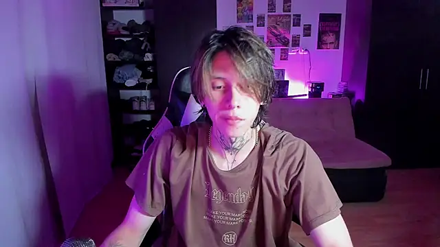 xIce Boy online show from April 20, 2026, 2:58 am