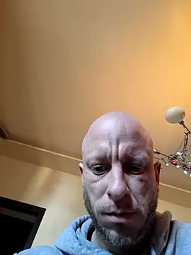 Snapshot of svenpfeifer chatting on February 26, 2026, 9:19 am svenpfeifer online show from February 26, 2026, 9:19 am