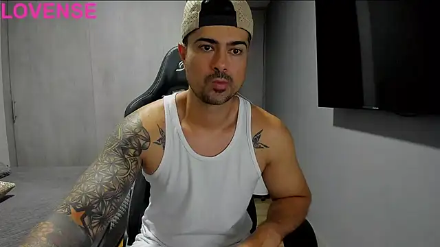 Dante Storm online show from September 15, 2025, 3:23 pm