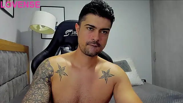 Dante Storm online show from September 25, 2025, 11:19 pm