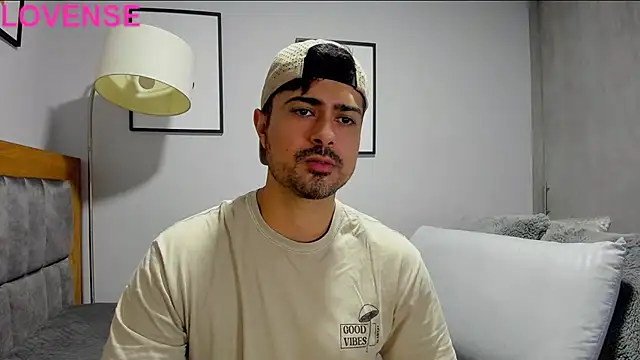 Dante Storm online show from October 9, 2025, 6:44 am