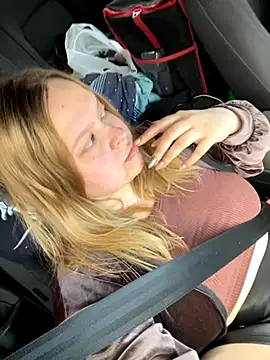 IMHORNYWET online show from September 12, 2025, 10:04 am