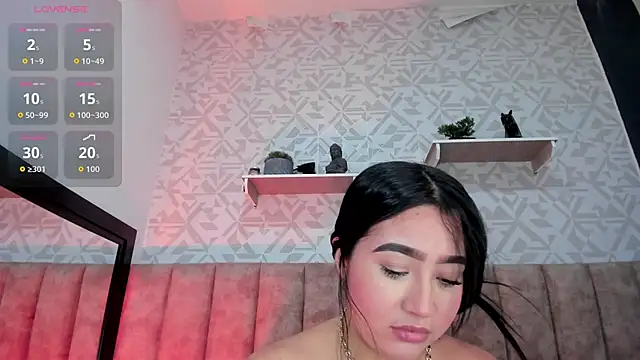 MelinaCruz online show from September 29, 2025, 4:17 am