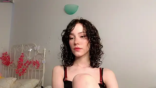 Snapshot of glamourr chatting on July 31, 2026, 9:19 am glamourr online show from July 31, 2026, 9:19 am