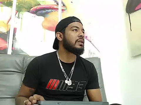 BladeFoxxx1 online show from November 15, 2025, 2:35 pm