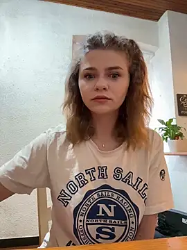 HaleyReedme online show from March 17, 2025, 7:13 am