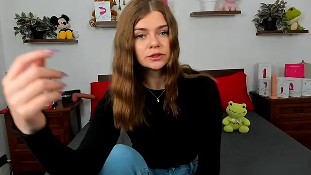 HaleyReedme online show from March 23, 2026, 7:12 am