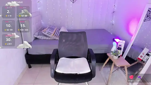 Brithanycullen online show from September 19, 2025, 2:02 am