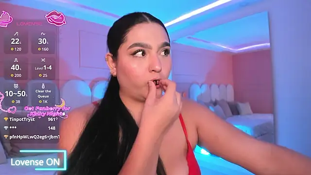 eva sainnt online show from March 9, 2026, 7:56 am