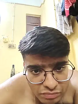 sutfvkii online show from March 13, 2025, 3:28 pm