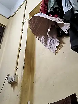 sutfvkii online show from March 17, 2025, 4:54 pm